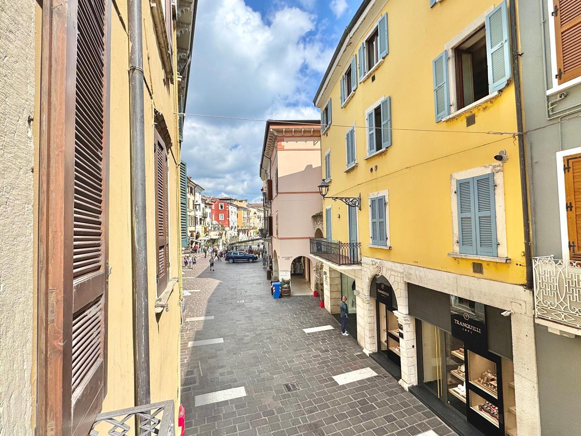 Casa La Margherita Desenzano del Garda Exterior foto